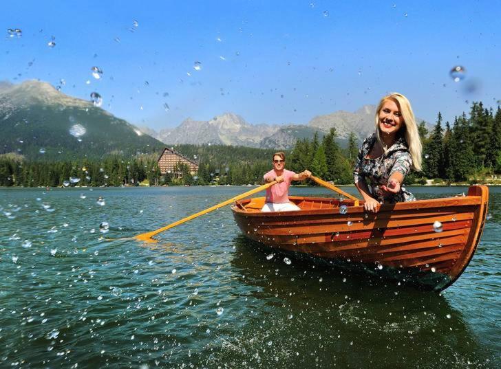Apartment With Mountain View In Hotel Crocus, Strbske Pleso Exterior foto